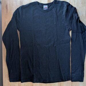 Levi's Women's Super Soft Cotton Long Sleeve T-SHIRT with Embroidered Logo Front